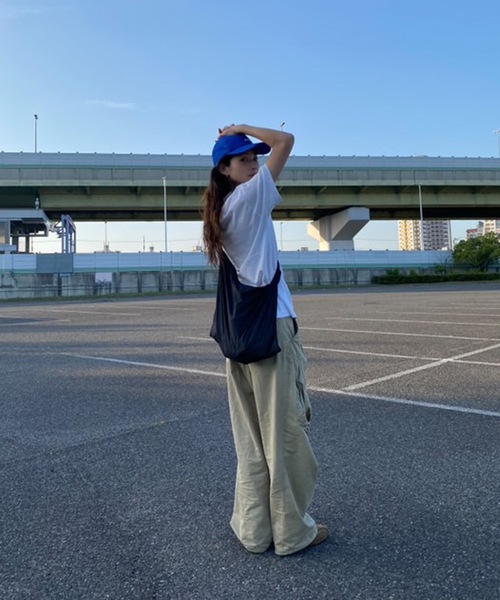 UNDERSTATEMENTs（アンダーステイトメント）の「【ユニセックス】ポケッタブルショルダーバッグ/リップストップ（ショルダーバッグ・メンズ・ブラック/マスタード・FREE）」の11枚目の写真