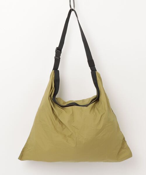 UNDERSTATEMENTs（アンダーステイトメント）の「【ユニセックス】ポケッタブルショルダーバッグ/リップストップ（ショルダーバッグ・メンズ・ブラック/マスタード・FREE）」の18枚目の写真