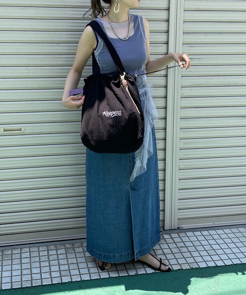 210nouve（トゥージュヌーブ）の「【Keepers】刺繍ロゴプリーツ
