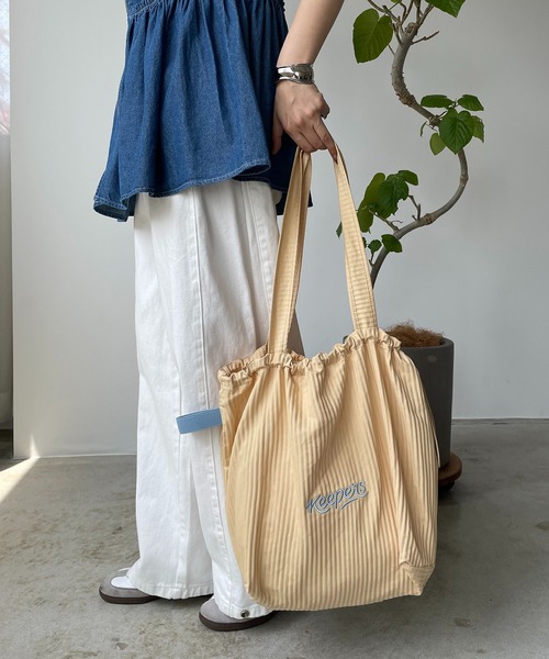 【人気投票 】ハイブランド人気ランキング！ 210nouve（トゥージュヌーブ）の「【Keepers】刺繍ロゴプリーツ バッグ