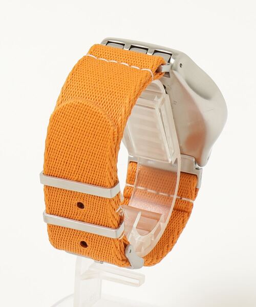 SWATCH(スウォッチ)の「VACATION TIME(アナログ腕時計・メンズ・オレンジ・FREE)」の6枚目の写真