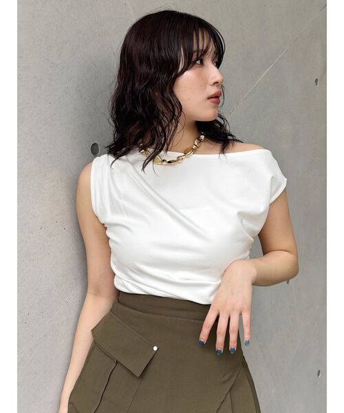 MURUA（ムルーア）の「ドレープワンショルトップス（Tシャツ/カットソー・レディース・ブラック/ホワイト/ブルー・FREE）」の10枚目の写真