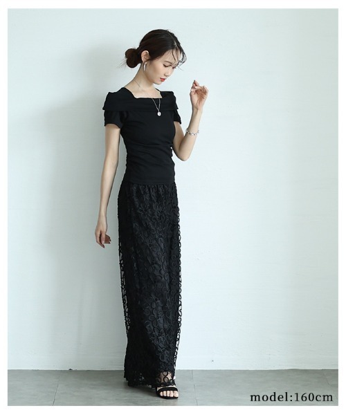 Sawa a la mode(サワアラモード)の「オフショルダー風スリムカットソートップス(Tシャツ/カットソー・レディース・ホワイト/ネイビー/ブラック・FREE)」の6枚目の写真