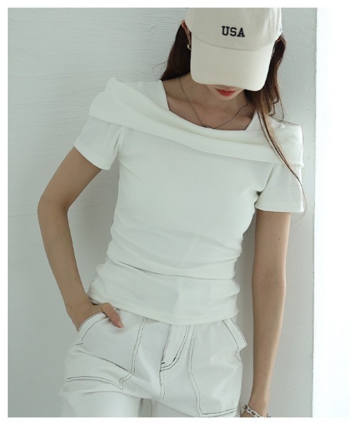 Sawa a la mode(サワアラモード)の「オフショルダー風スリムカットソートップス(Tシャツ/カットソー・レディース・ホワイト/ネイビー/ブラック・FREE)」の13枚目の写真