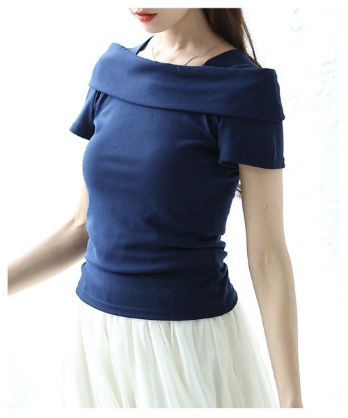 Sawa a la mode(サワアラモード)の「オフショルダー風スリムカットソートップス(Tシャツ/カットソー・レディース・ホワイト/ネイビー/ブラック・FREE)」の17枚目の写真