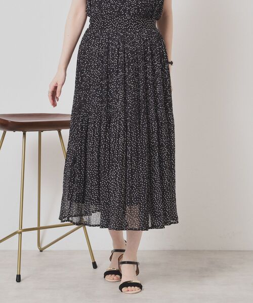 ITS'DEMO(イッツデモ)の「【手洗い可/ウエストゴム】楊柳プリーツスカート(スカート・レディース・イエロー/グリーン/ブラック系/ホワイト系3・00)」の14枚目の写真