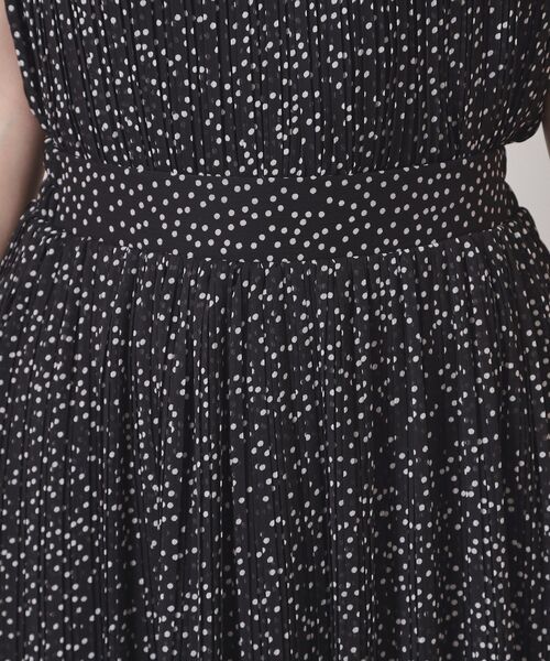 ITS'DEMO(イッツデモ)の「【手洗い可/ウエストゴム】楊柳プリーツスカート(スカート・レディース・イエロー/グリーン/ブラック系/ホワイト系3・00)」の17枚目の写真