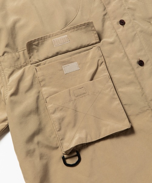 meanswhile(ミーンズワイル)の「Luggage L.S SH(シャツ/ブラウス・メンズ・ブラック/ベージュ・3(L)/2(M)/1(S))」の11枚目の写真