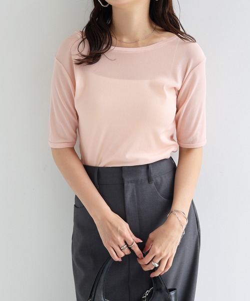 andme(アンドミー)の「コンパクト半袖シアートップス(Tシャツ/カットソー・レディース・チャコールグレー/ブラック/アイボリー/ライトピンク・FREE)」の4枚目の写真
