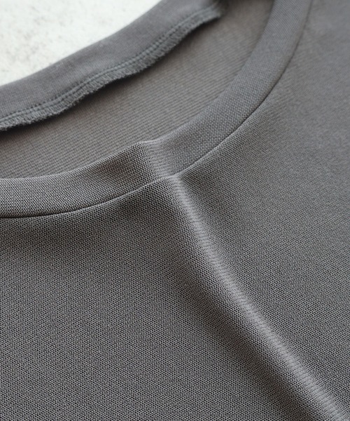 andme(アンドミー)の「コンパクト半袖シアートップス(Tシャツ/カットソー・レディース・チャコールグレー/ブラック/アイボリー/ライトピンク・FREE)」の12枚目の写真