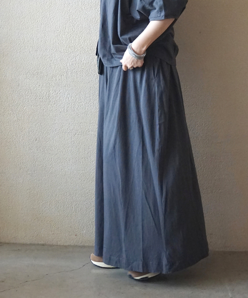 JOURNAL STANDARD LUXE（ジャーナルスタンダード　ラックス）の「オーガニックコットン スカート（スカート・レディース・チャコールグレー/ブラック・FREE）」の22枚目の写真