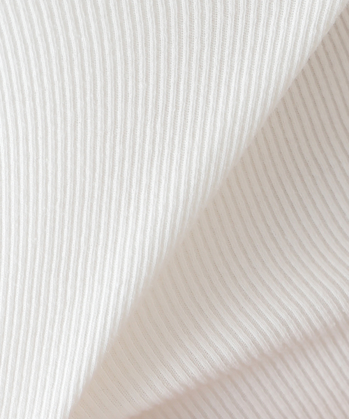 JOURNAL STANDARD（ジャーナルスタンダード）の「バックオープンカップ付きキャミソール（キャミソール・レディース・ブラック/ライトグリーン/ホワイト・FREE）」の13枚目の写真