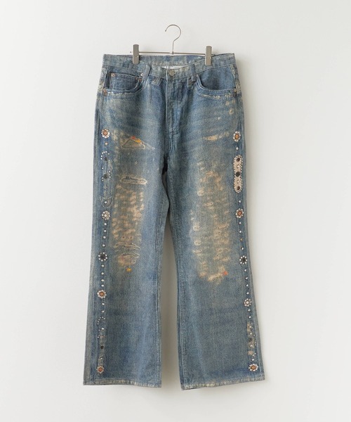 Theater code(シアターコード)の「【26SS再入荷】Studded design print denim pants/スタッズデザインプリント フレアデニム(デニムパンツ・メンズ・ライトブルー・M/L)」の1枚目の写真