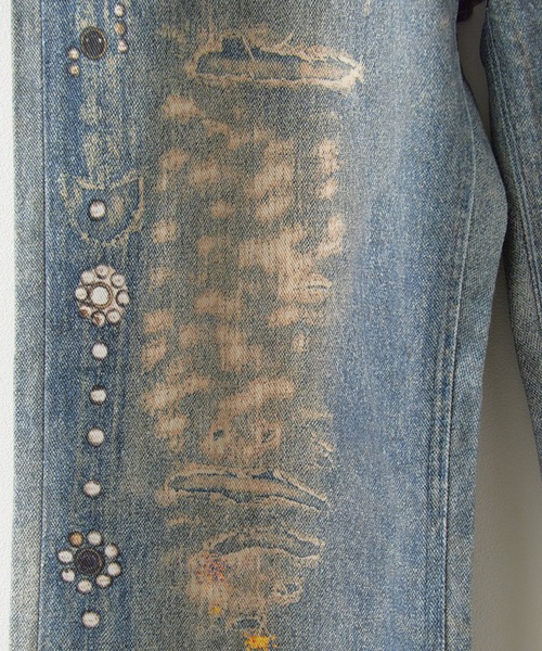 Theater code(シアターコード)の「【26SS再入荷】Studded design print denim pants/スタッズデザインプリント フレアデニム(デニムパンツ・メンズ・ライトブルー・M/L)」の13枚目の写真