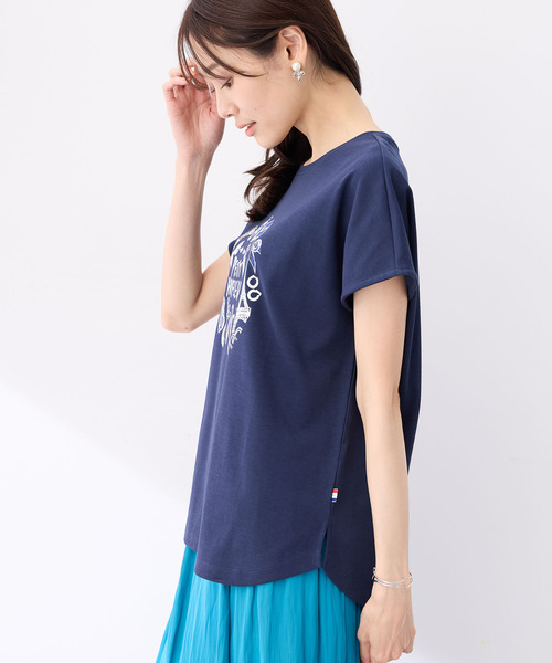 Petit Honfleur（プチオンフルール）の「【接触冷感・UVカット】オーガニックコットンパリプリントTシャツ（Tシャツ/カットソー・レディース・ベージュ/ネイビー/ホワイト・M/L）」の5枚目の写真