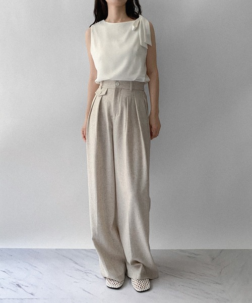 on:nue（オンニュ）の「【on:nue】[4色展開/3サイズ展開] センタープレスタックストレートスラックス（スラックス・レディース・グレー/ブラック/カーキ/オートミール・LARGE/MEDIUM/SMALL）」の9枚目の写真