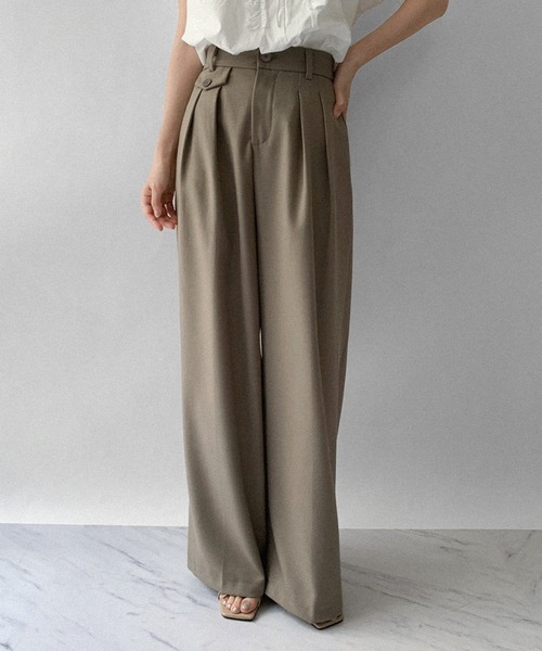 on:nue（オンニュ）の「【on:nue】[4色展開/3サイズ展開] センタープレスタックストレートスラックス（スラックス・レディース・グレー/ブラック/カーキ/オートミール・LARGE/MEDIUM/SMALL）」の14枚目の写真