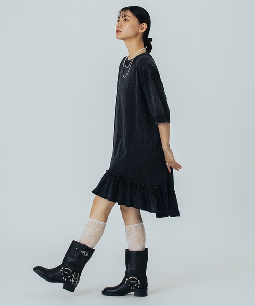 ROSE BUD(ローズバッド)の「FRILL TEE DRESS(ワンピース・レディース・ホワイト/ピンク/ブラック・ONE SIZE)」の5枚目の写真