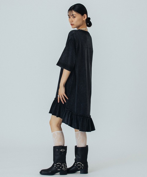 ROSE BUD(ローズバッド)の「FRILL TEE DRESS(ワンピース・レディース・ホワイト/ピンク/ブラック・ONE SIZE)」の8枚目の写真