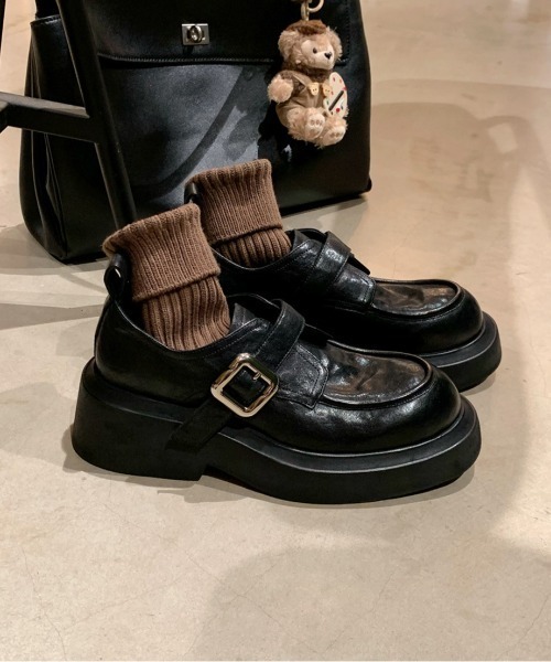 NiiNa(ニーナ)の「【 NiiNa / ニーナ 】本革厚底ワンストラップレザーシューズ(その他シューズ・レディース・ブラック/ブラウン・37/36/38/35)」の1枚目の写真