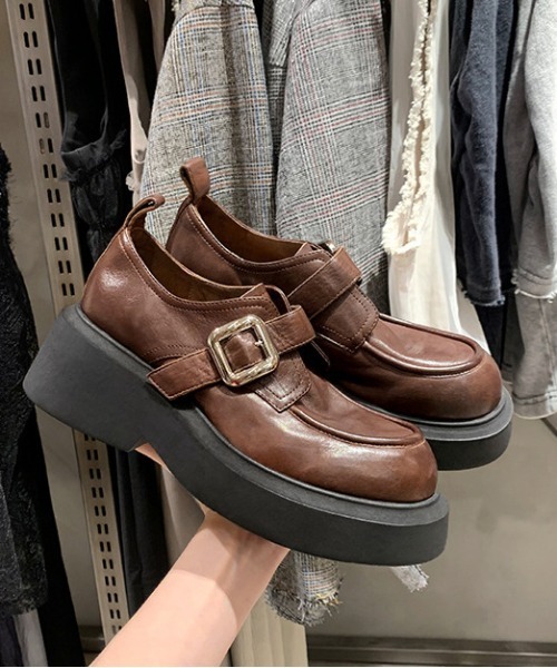 NiiNa(ニーナ)の「【 NiiNa / ニーナ 】本革厚底ワンストラップレザーシューズ(その他シューズ・レディース・ブラック/ブラウン・37/36/38/35)」の19枚目の写真