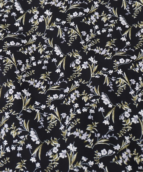 libelle more(リベル モア)の「花柄フレンチスリーブワンピース(ワンピース・レディース・アイボリー/ブラウン/ブラック/ブルー・M)」の11枚目の写真