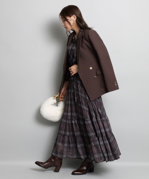 JUSGLITTY（ジャスグリッティー）の「ベーシックテーラードジャケット（その他アウター・レディース・ブラック/キャメル/ネイビー/ブラウン・2/1）」の9枚目の写真