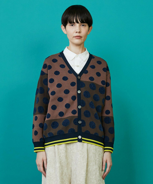 FRAPBOIS（フラボア）の「ドッツーニット カーディガン（ニット/セーター・レディース・ブラック系その他/ブラウン系その他・1/2）」の2枚目の写真