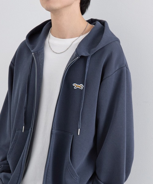 PENNEYS（ぺニーズ）の「PENNEYS/ペニーズ 別注 THE FOX ロゴ ワンポイント刺繍 ヴィンテージライク ヘビーウェイト ジップパーカー【セットアップ対応】（パーカー・メンズ・ブラウン/ブラック/グレー/カーキ/ネイビー・S/L/M）」の5枚目の写真