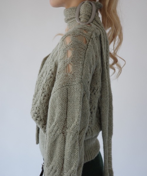 igi(イジ)の「PUZZLE CARDI × BUCKLE COMBO / パズルカーディガン × バックルマフラー(カーディガン/ボレロ・レディース・アイボリー/ライトパープル/オリーブ・FREE)」の17枚目の写真