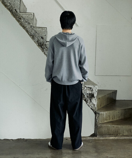 UMBRO(アンブロ)の「KNIT FULL-ZIP HOODIE/ニットフルジップフーディー/UMBRO別注(限定展開)(ニット/セーター・メンズ・ライトグレー/ブラック/ネイビー・MEDIUM/LARGE)」の11枚目の写真