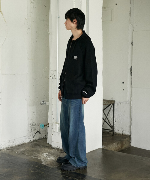UMBRO(アンブロ)の「KNIT FULL-ZIP HOODIE/ニットフルジップフーディー/UMBRO別注(限定展開)(ニット/セーター・メンズ・ライトグレー/ブラック/ネイビー・MEDIUM/LARGE)」の22枚目の写真
