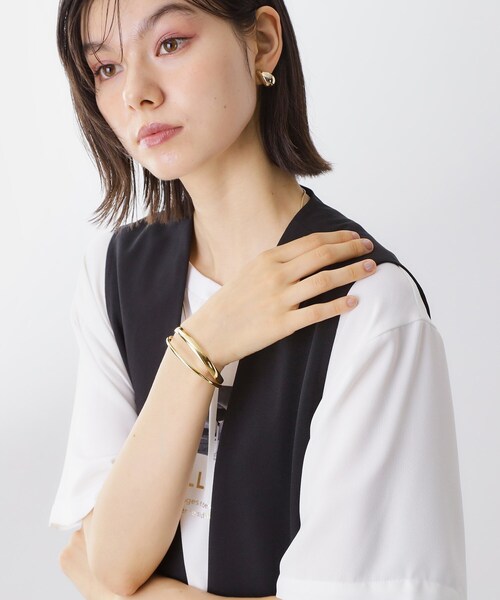 THE SHOP TK （ザ ショップ ティーケー ）の「ダブルラインバングル（ブレスレット・レディース・シルバー/ゴールド・00）」の7枚目の写真