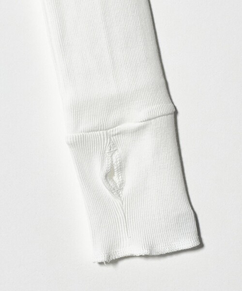 TO UNITED ARROWS（トゥーユナイテッドアローズ）の「＜TO UNITED ARROWS＞リブ ロングスリーブ カットソー（Tシャツ/カットソー・レディース・オフホワイト/ブラック/ダークブラウン・FREE）」の8枚目の写真