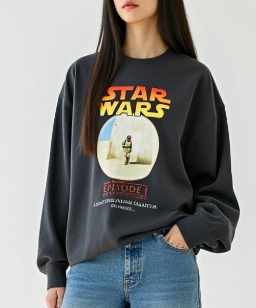 STAR WARS（スターウォーズ）の「Disney/ディズニー STAR WARS/スターウォーズ オーバーサイズ ピグメント風 ヴィンテージ加工 ポスターアート ロングスリーブTシャツ/ロンT/レディース メンズ（Tシャツ/カットソー・レディース・ブラック系その他2/ブラック系その他・LL/L/M）」の2枚目の写真