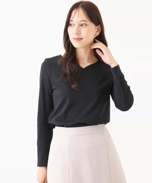 OFUON le MK（オフオンルエムケー）の「【2025AW】ハートネックコットンカットソー/洗える/WEB限定サイズあり（Tシャツ/カットソー・レディース・ホワイト/ブルー系その他・36/38）」の22枚目の写真