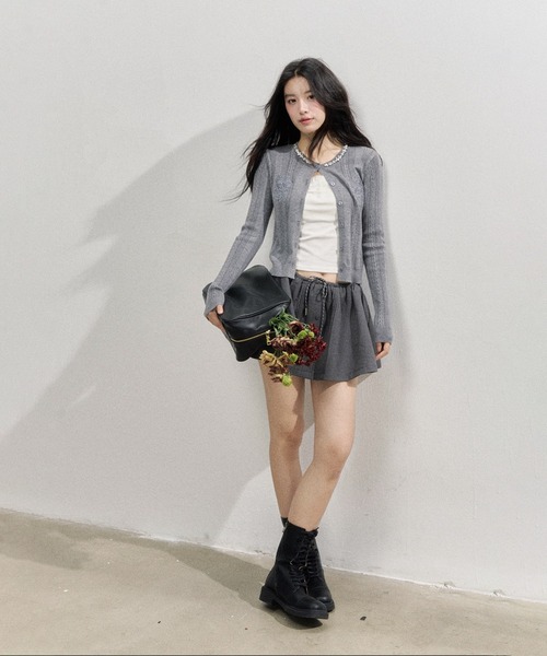 SunsetPark(サンセットパーク)の「ローズ刺繍ニットカーディガン SP25f001【SunsetPark】(カーディガン/ボレロ・レディース・グレー/アイボリー・M/L/S)」の5枚目の写真