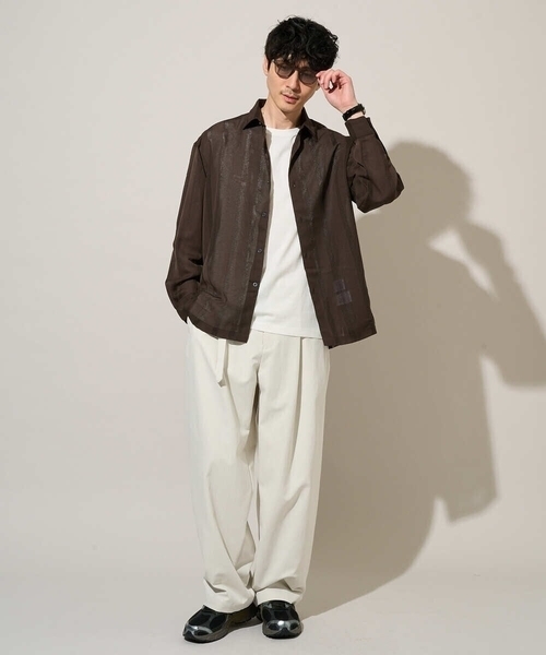 a.v.v(アーヴェヴェ)の「【イージーケア/速乾】カラミストライプワイドシルエットシャツ【洗濯機で洗える】(シャツ/ブラウス・メンズ・チャコールグレー/ブラウン・48/46/50)」の4枚目の写真