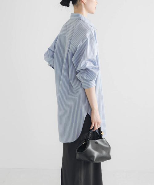 URBAN RESEARCH（アーバンリサーチ）の「シルクコットンロングシャツ（シャツ/ブラウス・レディース・オフホワイト/ストライプ・FREE）」の17枚目の写真