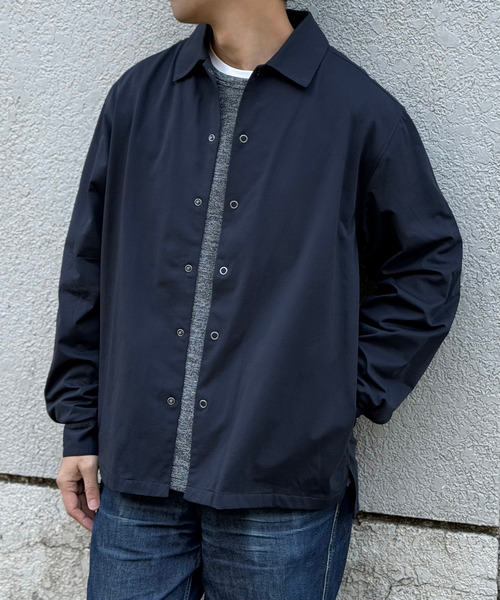 ikka(イッカ)の「GOKU楽AIRシャウター(シャツ/ブラウス・メンズ・ネイビー/スモークグレー・M/L/XL/S)」の1枚目の写真
