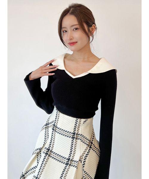 SNIDEL（スナイデル）の「オフショル衿ニットプルオーバー（ニット/セーター・レディース・ブラック/アイボリー/ミント・F）」の4枚目の写真