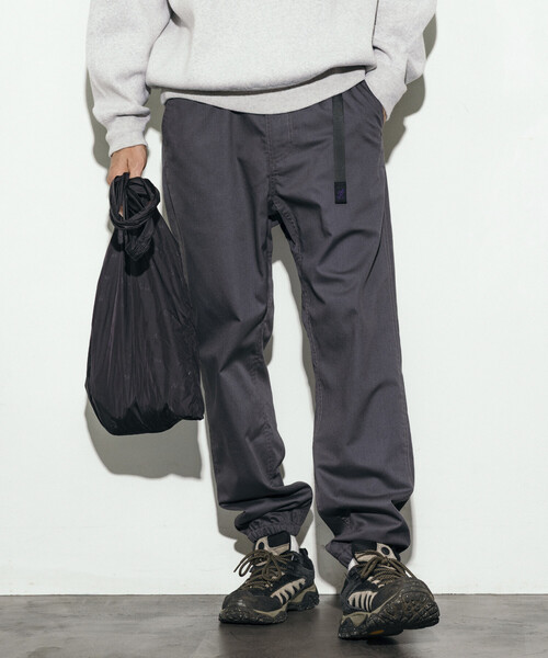 Gramicci（グラミチ）の「GRAMICCI/グラミチ 別注T/C TWILL JOGGER PANTS（その他パンツ・メンズ・チャコールグレー/ベージュ/ブラック・MEDIUM/LARGE/SMALL）」の18枚目の写真