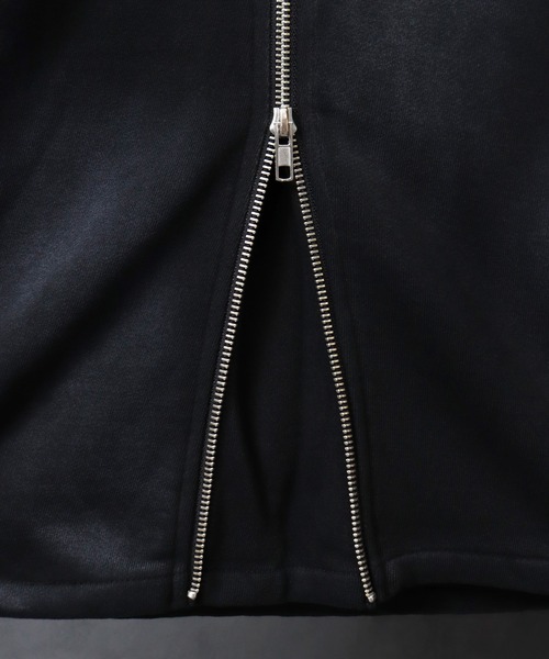 ELLUV（エルブ）の「【ELLUV/エルヴ】ヴィンテージフェード＆ダメージ加工 ジップギミックストレート/フレアスウェットパンツ（スウェットパンツ・メンズ・ブラック/ブラック系その他・M/L/S）」の17枚目の写真