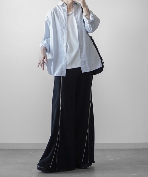 ELLUV（エルブ）の「【ELLUV/エルヴ】ヴィンテージフェード＆ダメージ加工 ジップギミックストレート/フレアスウェットパンツ（スウェットパンツ・メンズ・ブラック/ブラック系その他・M/L/S）」の5枚目の写真