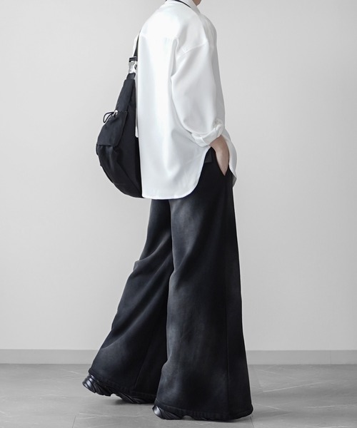 ELLUV（エルブ）の「【ELLUV/エルヴ】ヴィンテージフェード＆ダメージ加工 ジップギミックストレート/フレアスウェットパンツ（スウェットパンツ・メンズ・ブラック/ブラック系その他・M/L/S）」の10枚目の写真