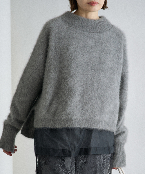 IENA（イエナ）の「FLUFFYプルオーバー（ニット/セーター・レディース・ネイビー/アイボリー/グレー・FREE）」の13枚目の写真