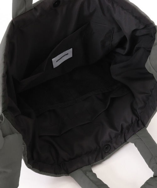 ADAM PATEK(アダムパテック)の「《ADAMPATEK》padding helmet bag(ショルダーバッグ・メンズ・ブラック/グレー・FREE)」の8枚目の写真
