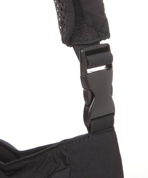 studio CLIP（スタディオクリップ）の「【人間工学に基づいて考えた！】からだよろこぶ2WAYバッグ（トートバッグ・レディース・ブラック/ベージュ/ライトグリーン・FREE）」の17枚目の写真