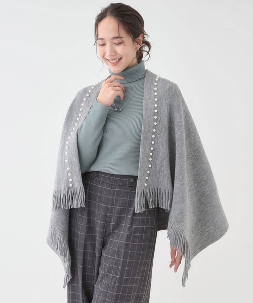 SHOO・LA・RUE（シューラルー）の「パール調ラインケープ（その他小物・レディース・ライトベージュ/ブラック/グレー・00）」の5枚目の写真