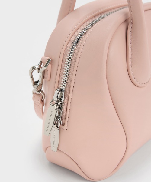 CHARLES & KEITH(チャールズ & キース)の「Nelly ネリ ボウリングバッグ(トートバッグ・レディース・スミクロ/ライトピンク・S)」の9枚目の写真